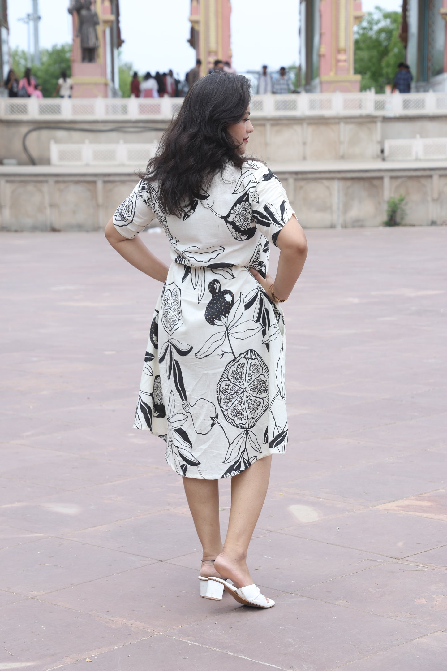 Noir & Blanc Elegance